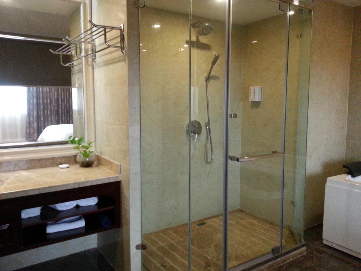 New West Street Hotel - Grand Wing Yangshuo Esterno foto