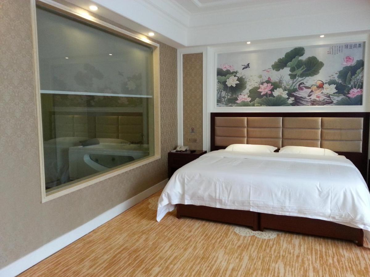 New West Street Hotel - Grand Wing Yangshuo Esterno foto
